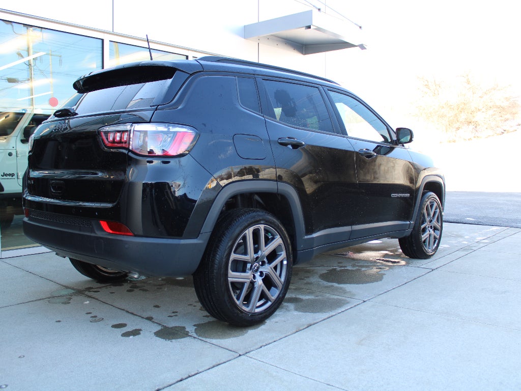 2026 Jeep Compass Limited Altitude