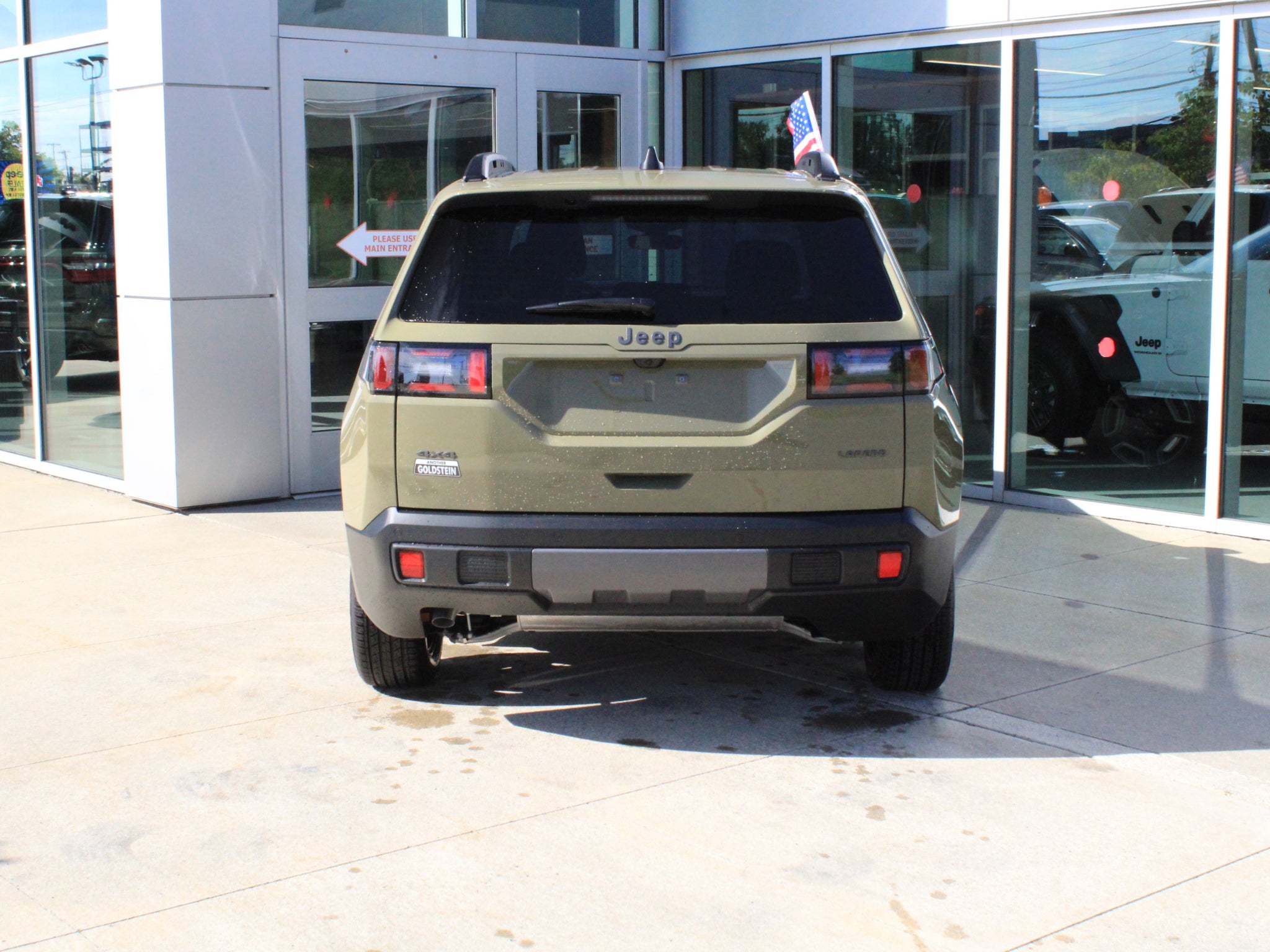 2026 Jeep Cherokee Laredo