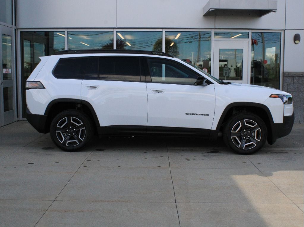 2026 Jeep Cherokee Laredo