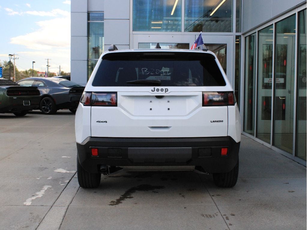 2026 Jeep Cherokee Laredo