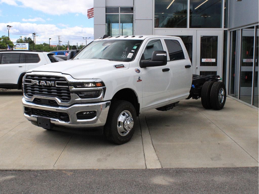 2026 RAM 3500 Chassis Tradesman