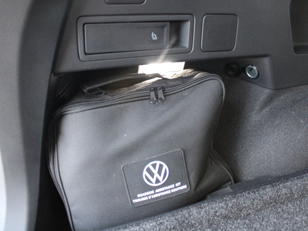 2023 Volkswagen Tiguan SEL R-Line