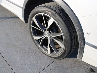 2023 Volkswagen Tiguan SEL R-Line