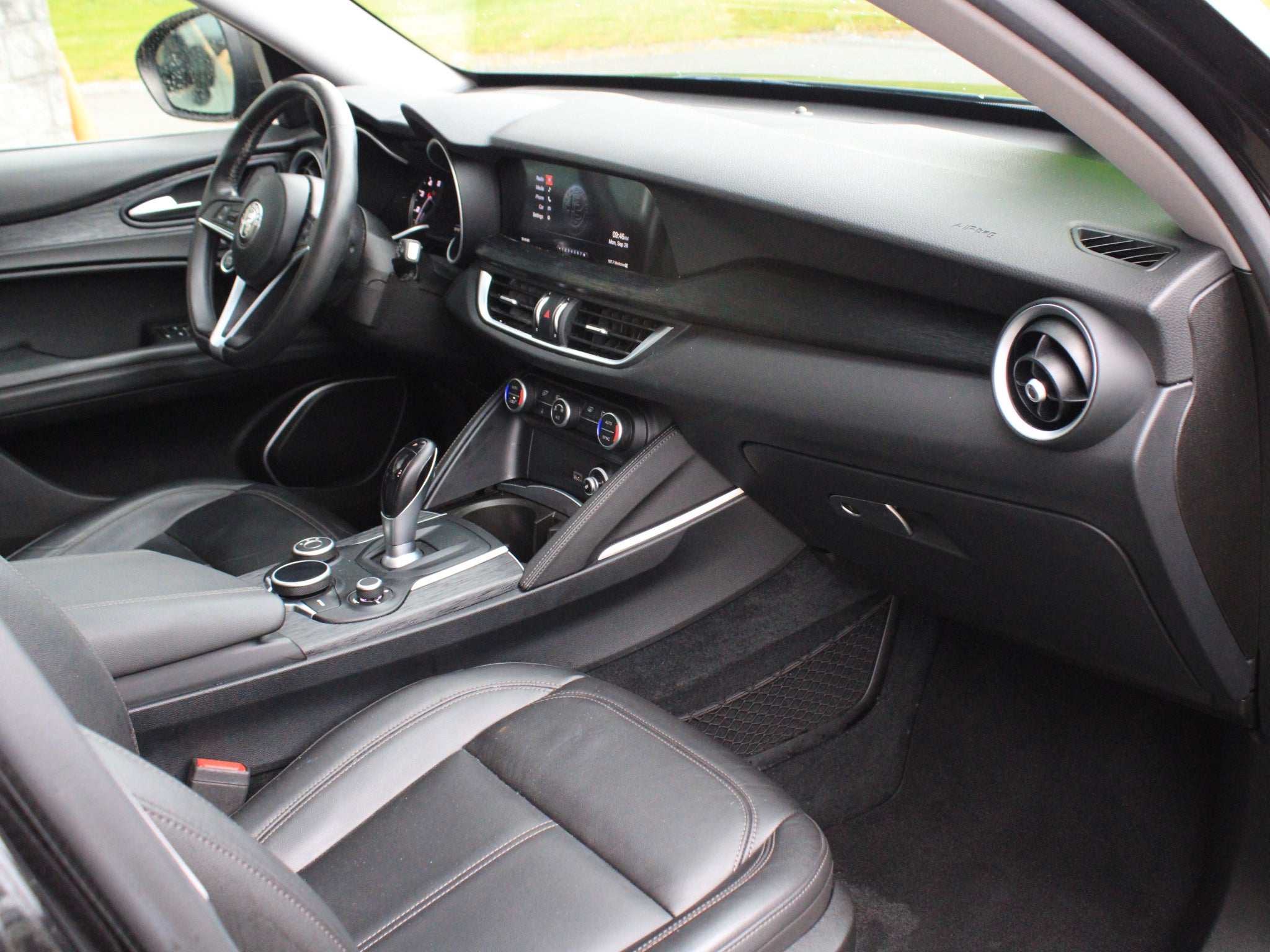 2019 Alfa Romeo Stelvio Base