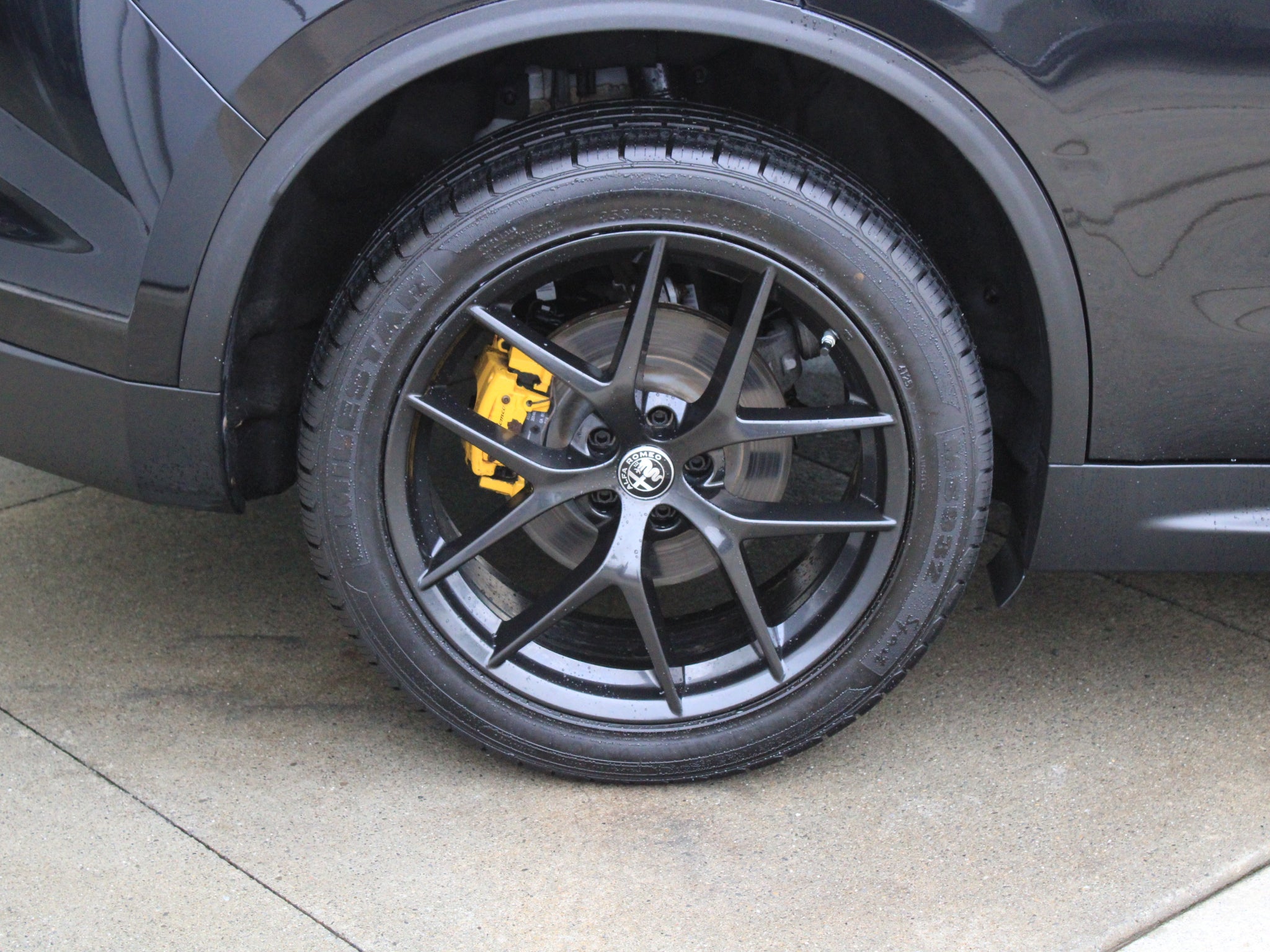 2019 Alfa Romeo Stelvio Base