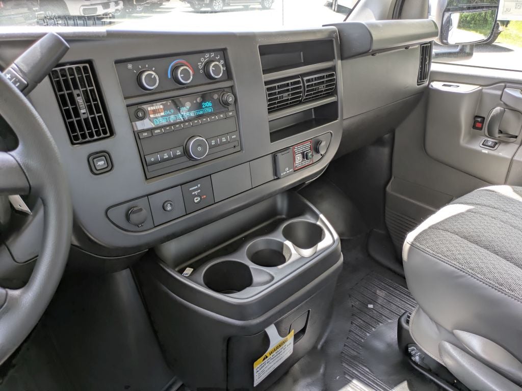 2026 GMC Savana 3500 Work Van