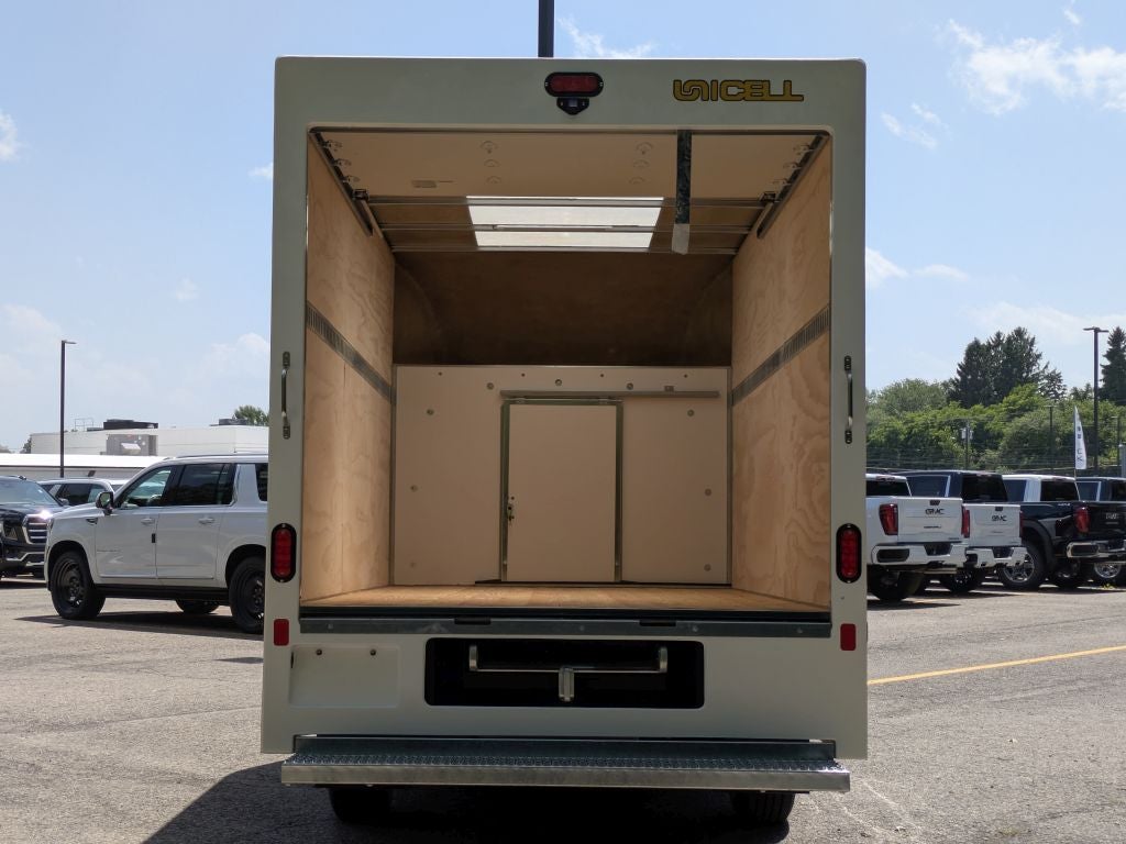 2026 GMC Savana 3500 Work Van