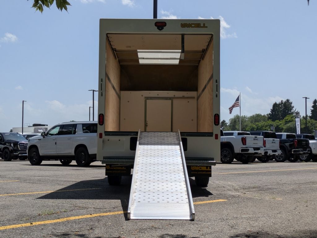 2026 GMC Savana 3500 Work Van