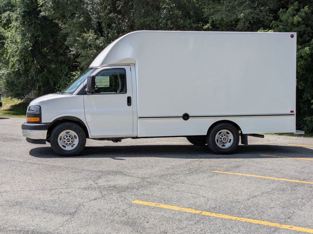 2026 GMC Savana 3500 Work Van