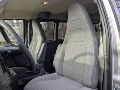 2025 GMC Savana 3500 LT