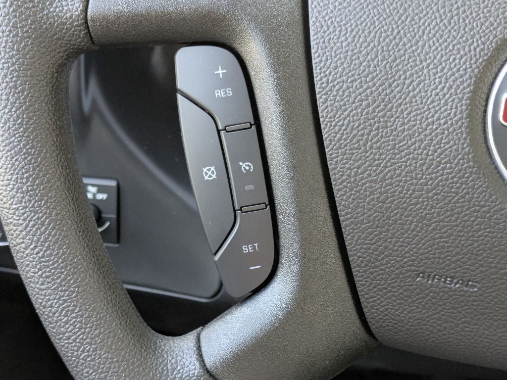 2025 GMC Savana 3500 LT