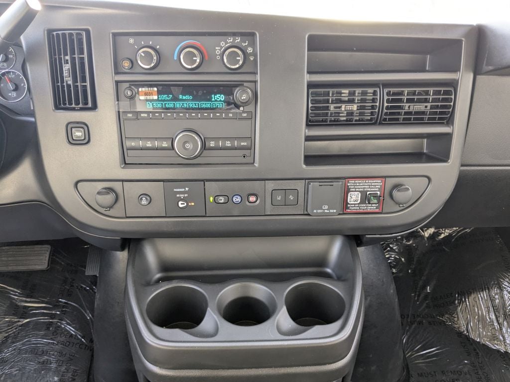 2025 GMC Savana 3500 LT