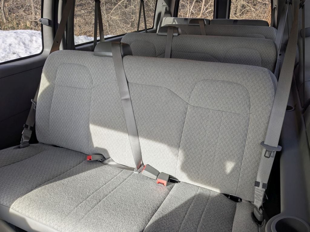 2025 GMC Savana 3500 LT