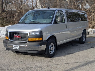 2025 GMC Savana 3500 LT