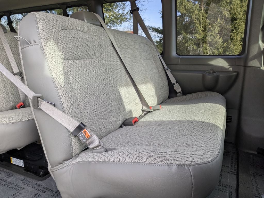 2025 GMC Savana 3500 LT