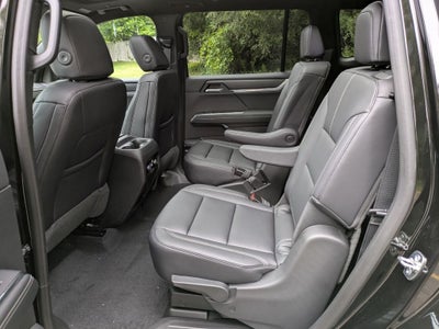 2026 GMC Acadia AWD Elevation