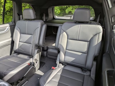 2026 GMC Acadia AWD Elevation