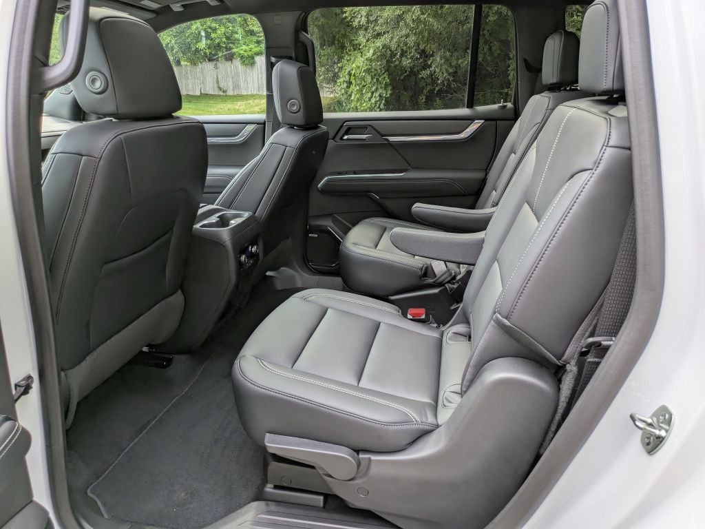 2026 GMC Acadia AWD Elevation