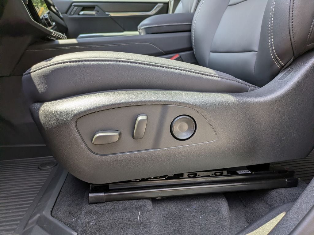 2026 GMC Acadia AWD Elevation