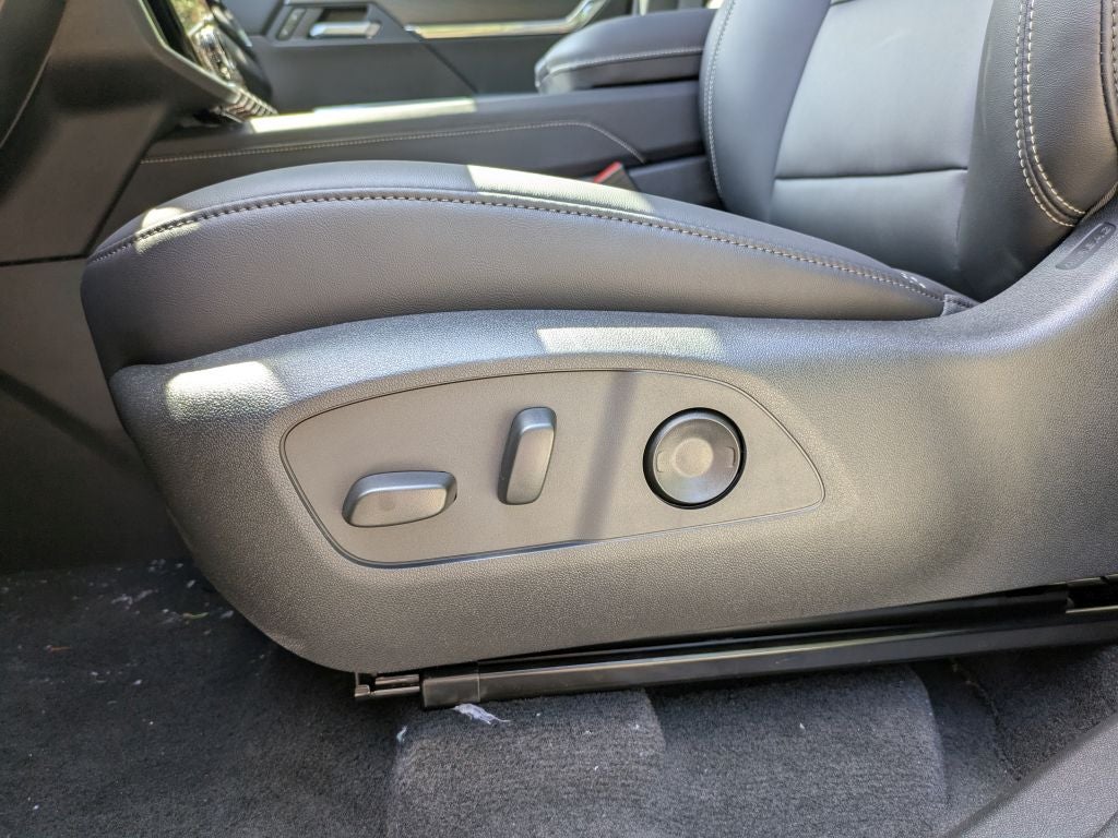 2026 GMC Acadia AWD Elevation