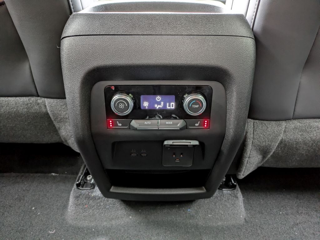 2026 GMC Acadia AWD Elevation