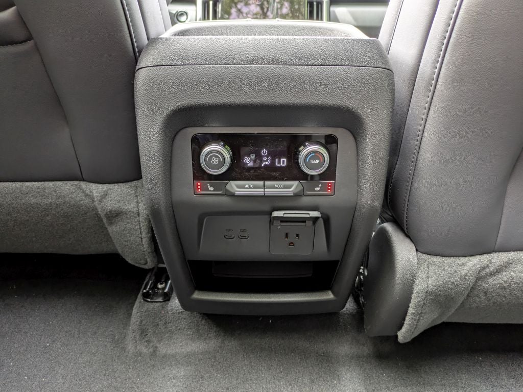 2026 GMC Acadia AWD Elevation
