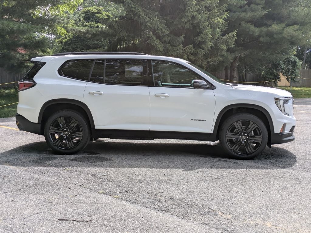 2026 GMC Acadia AWD Elevation