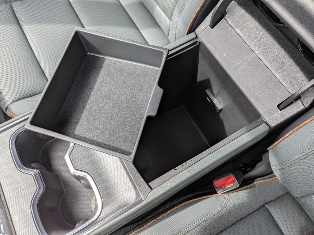 2026 GMC Acadia AWD AT4