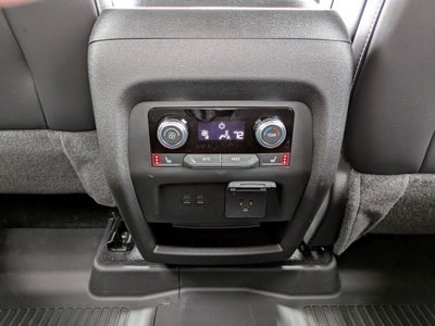 2026 GMC Acadia AWD AT4