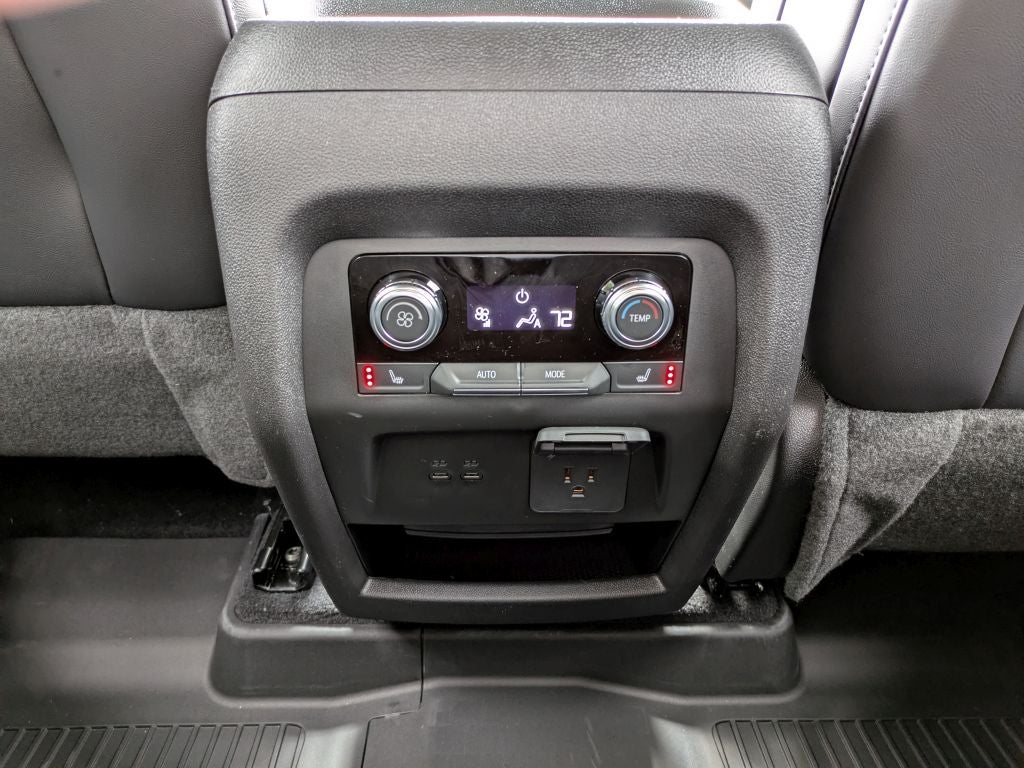 2026 GMC Acadia AWD AT4