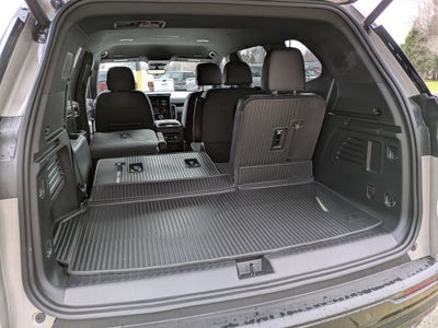 2026 GMC Acadia AWD AT4