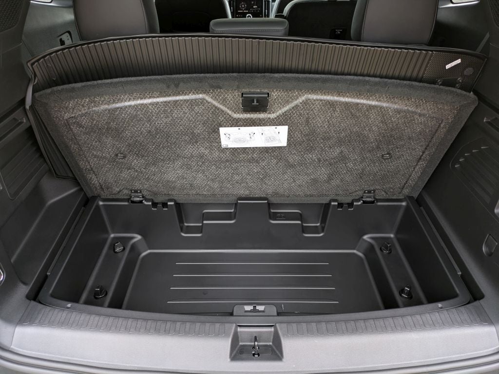 2026 GMC Acadia AWD AT4