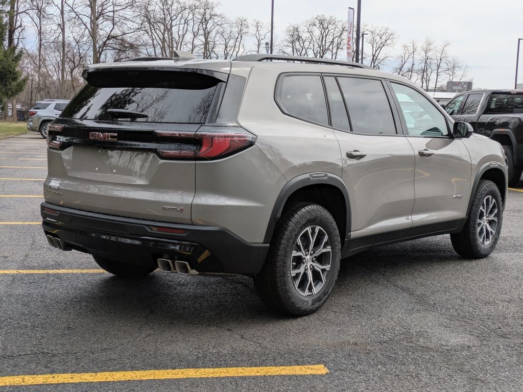 2026 GMC Acadia AWD AT4