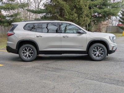 2026 GMC Acadia AWD AT4