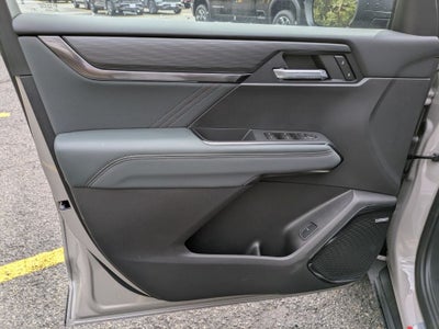 2026 GMC Acadia AWD AT4