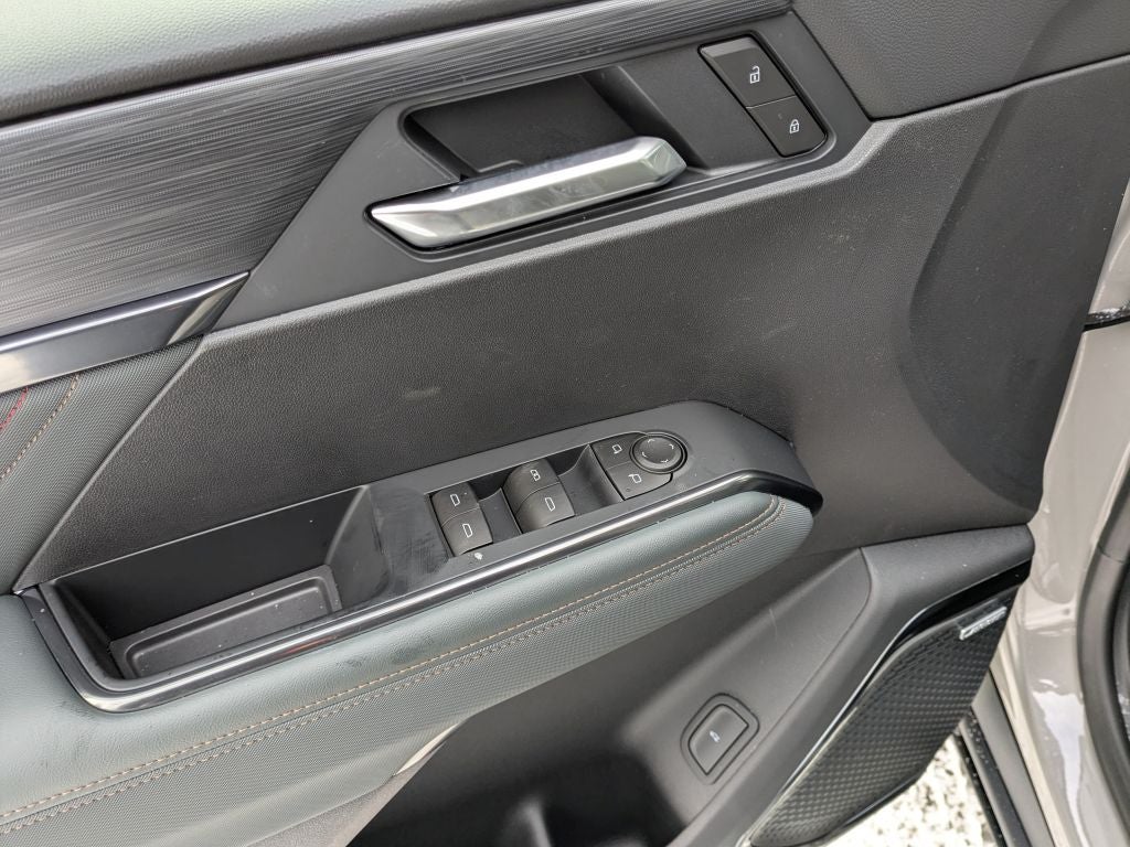 2026 GMC Acadia AWD AT4