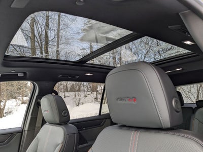 2026 GMC Acadia AWD AT4