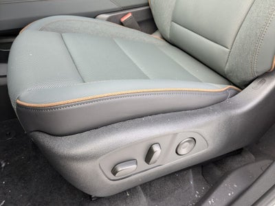 2026 GMC Acadia AWD AT4