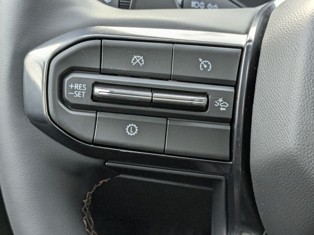 2026 GMC Acadia AWD AT4