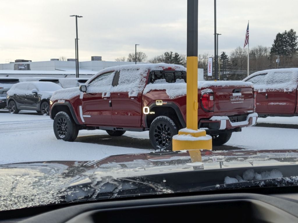 2026 GMC Acadia AWD AT4