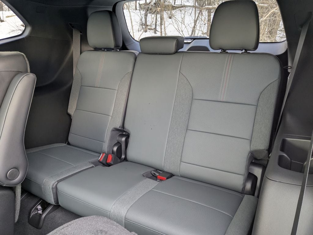 2026 GMC Acadia AWD AT4