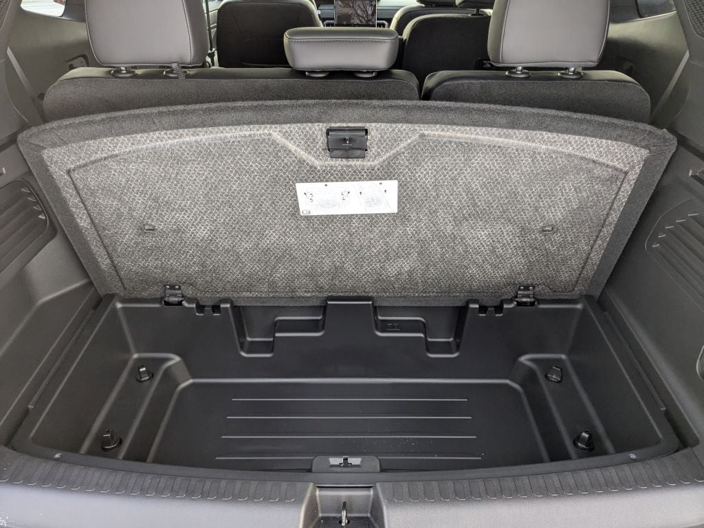 2026 GMC Acadia AWD AT4