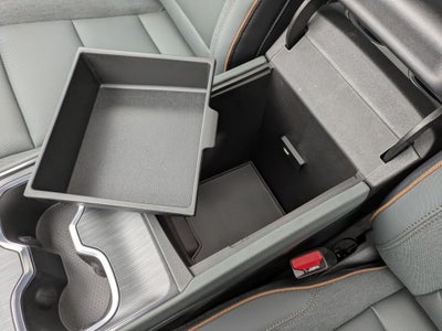 2026 GMC Acadia AWD AT4