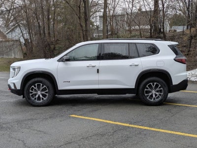 2026 GMC Acadia AWD AT4