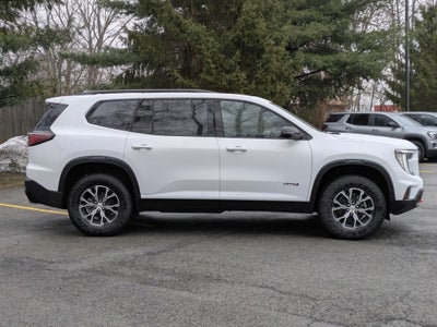 2026 GMC Acadia AWD AT4