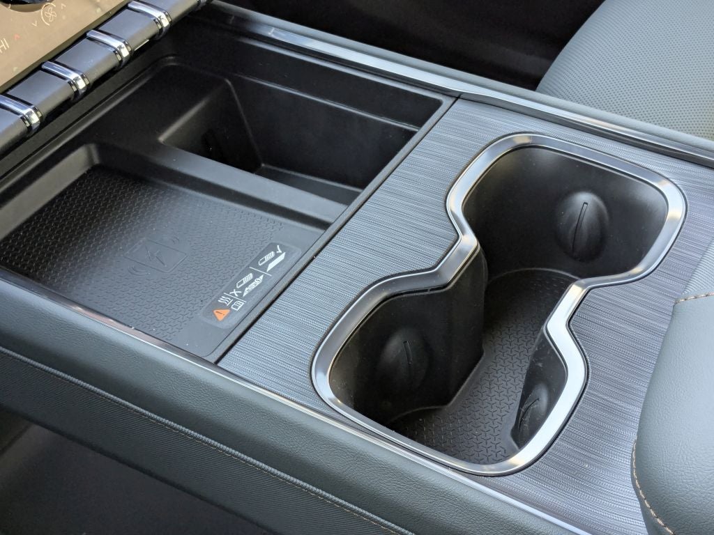 2026 GMC Acadia AWD AT4