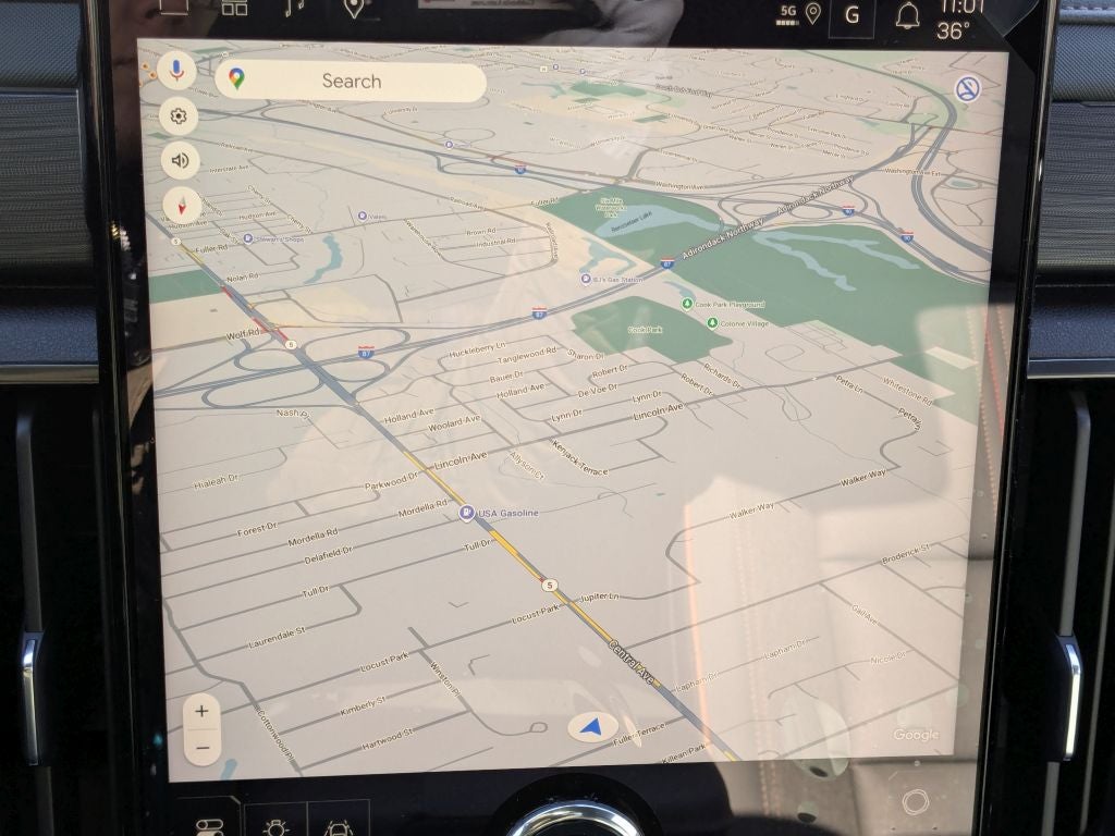 2026 GMC Acadia AWD AT4