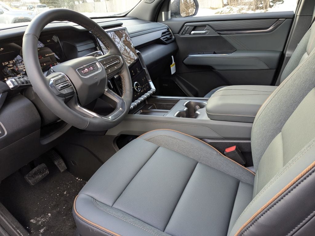 2026 GMC Acadia AWD AT4