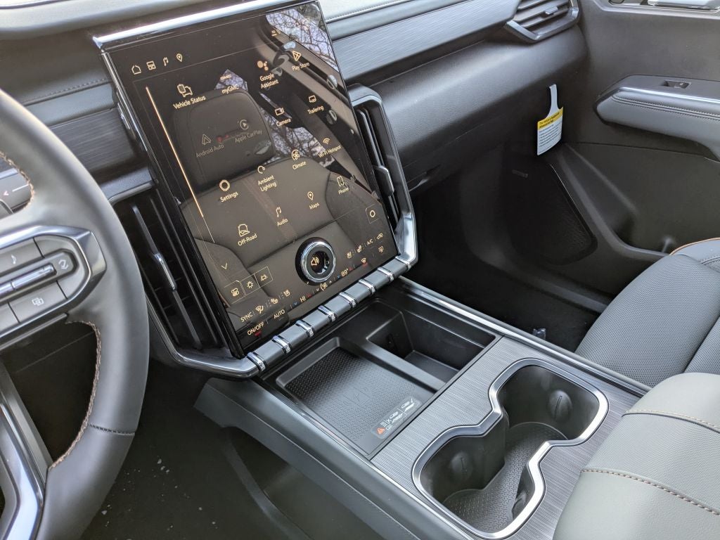 2026 GMC Acadia AWD AT4