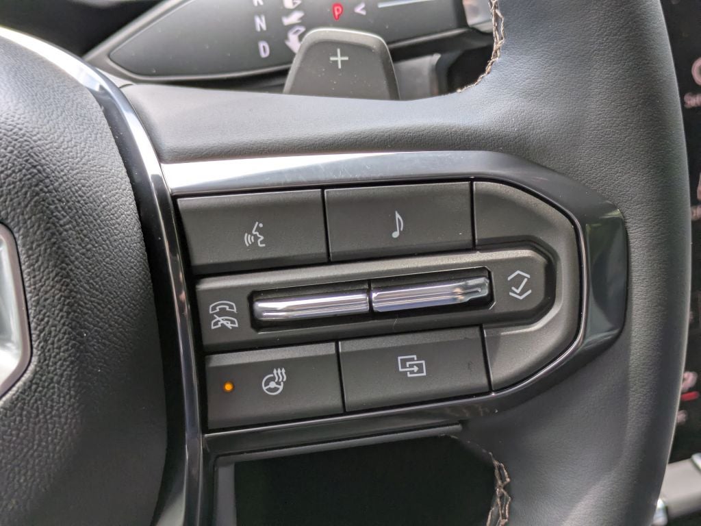 2026 GMC Acadia AWD AT4